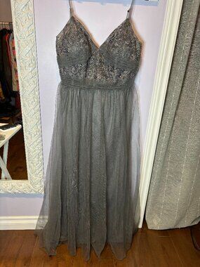 Beautiful Azazie Lace Detail Gown Size A18